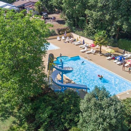 Hotel Camping Au Bois Dormant Chauffour-sur-Vell Esterno foto