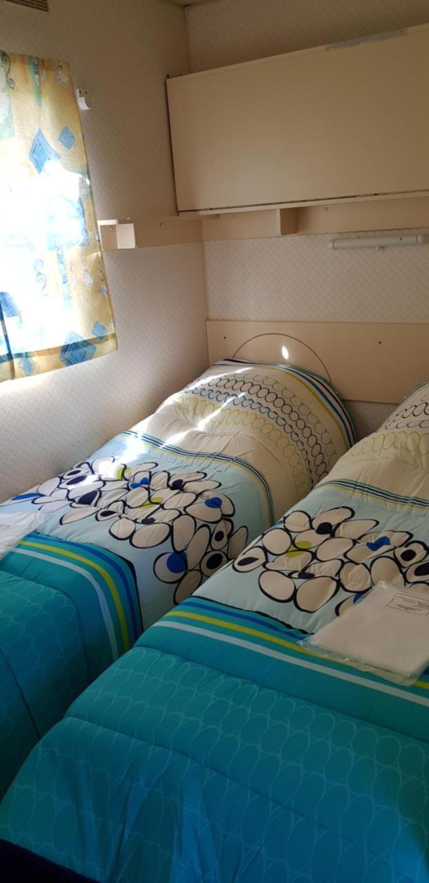 Hotel Camping Au Bois Dormant Chauffour-sur-Vell Esterno foto